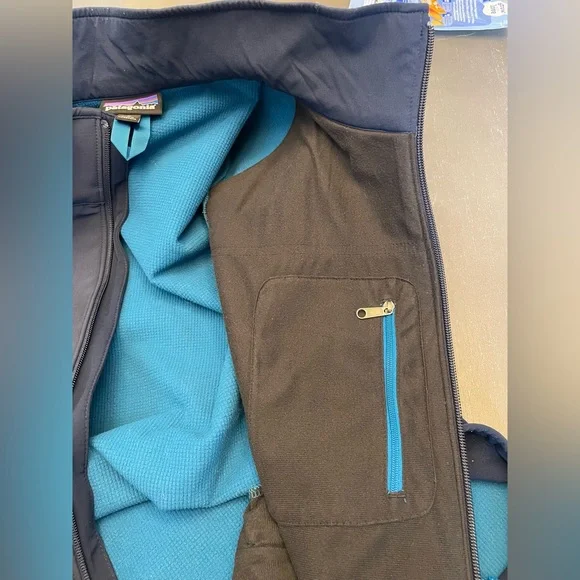 Men’s Patagonia Navy and Blue Fullzip Jacket